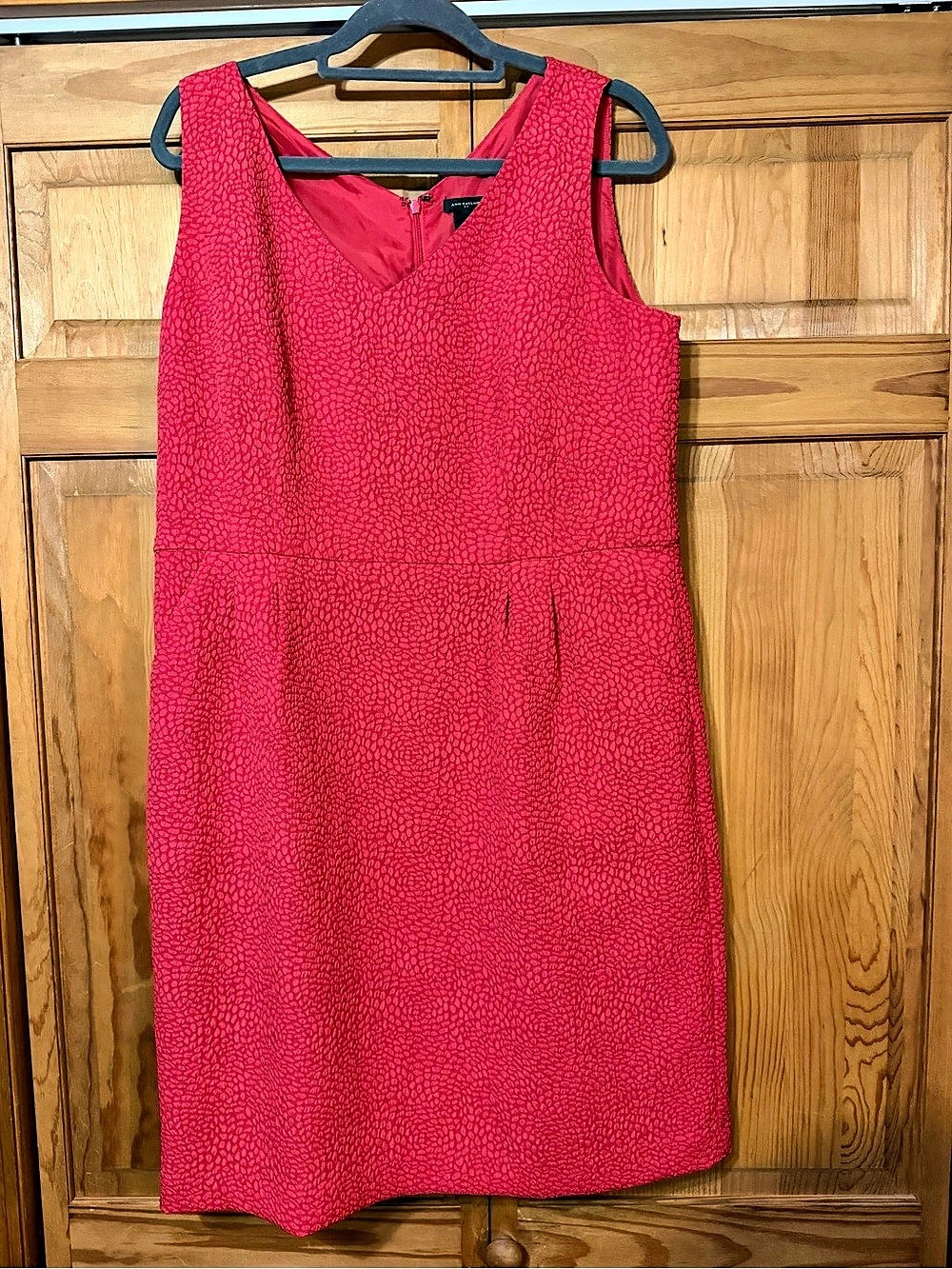 Ann Taylor Abstract Mini Dress in Pink Size 16 Like New